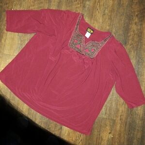 Woman's Bob Mackie top size 3X